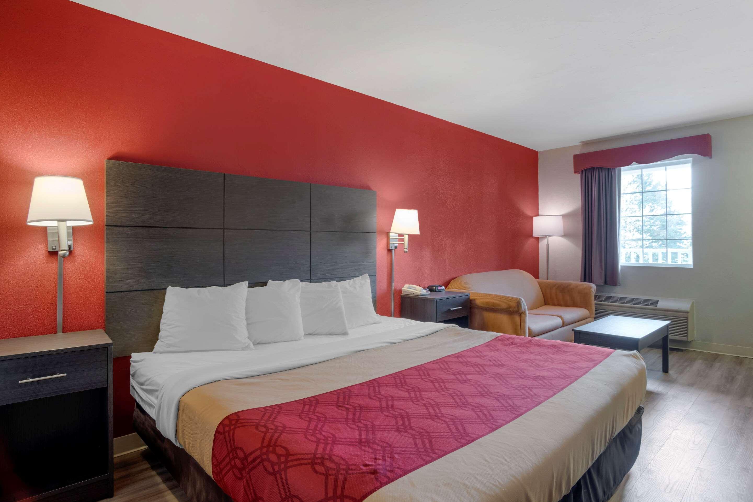 Hotel Econo 2*
